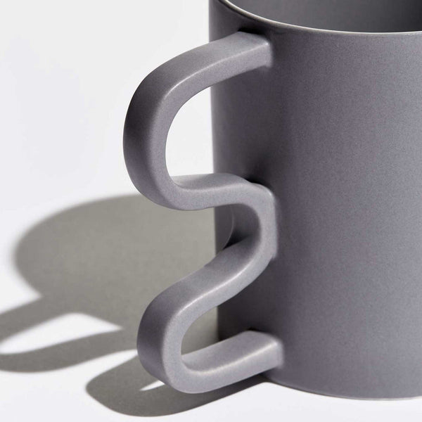 Charles And Marie ANNIKA | Grauer FORMEN BECHER | Ian Anderson | Aandersson