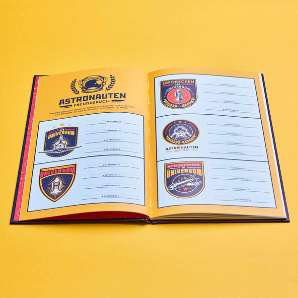 Charles And Marie ASTRONAUTEN | FREUNDEBUCH Für Junge RAUMFAHRER*innen | Stratier