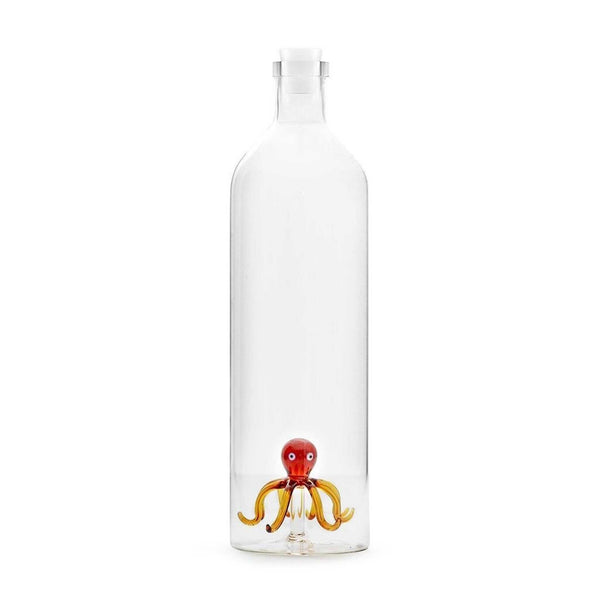 charles and marie ATLANTIS - GLASFLASCHE mit bernsteinfarbigem Octopus - 1 2 Liter mit Silikonstopfen | BALVI
