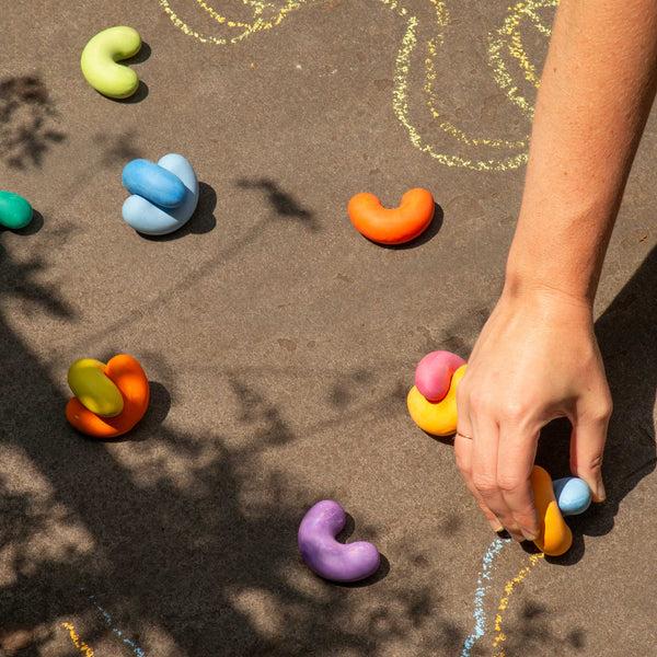 Charles And Marie BEAN CHALK | KREIDE ZEICHEN TOOL | Nikolas Bentel | Areaware