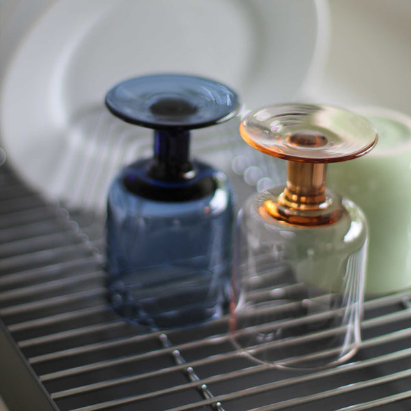 Charles And Marie BIG HUG DISH RACK - Geschirrständer & Abtropffläche - Hans Thyge & Co | DesignBite