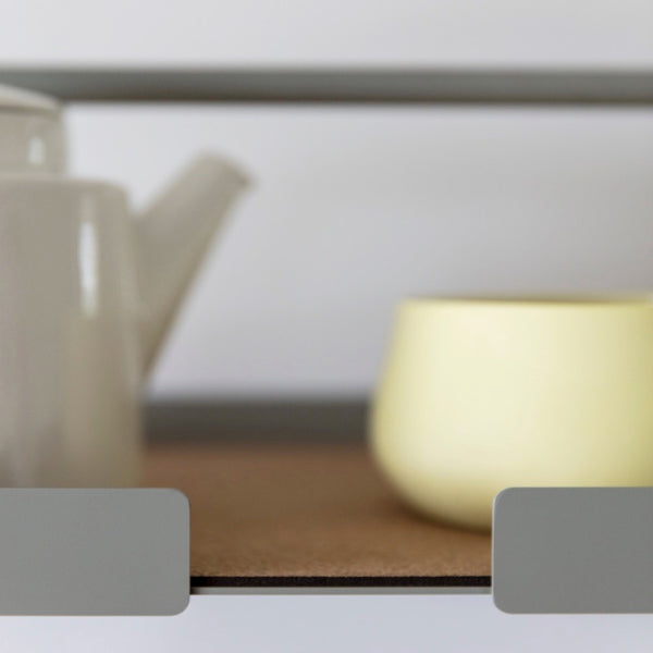 Charles And Marie BIG HUG | Hohes WANDREGAL | Hans Thyge & Co | DesignBite