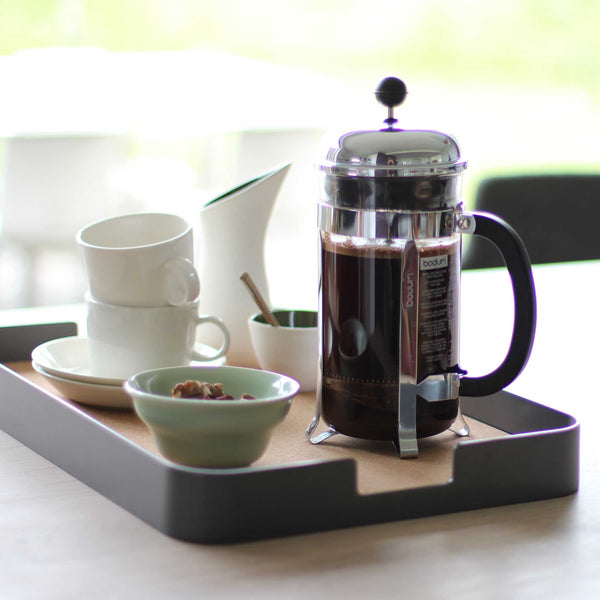 charles and marie BIG HUG TRAY - Serviertablett - 44x30 cm - Hans Thyge & Co | DesignBite