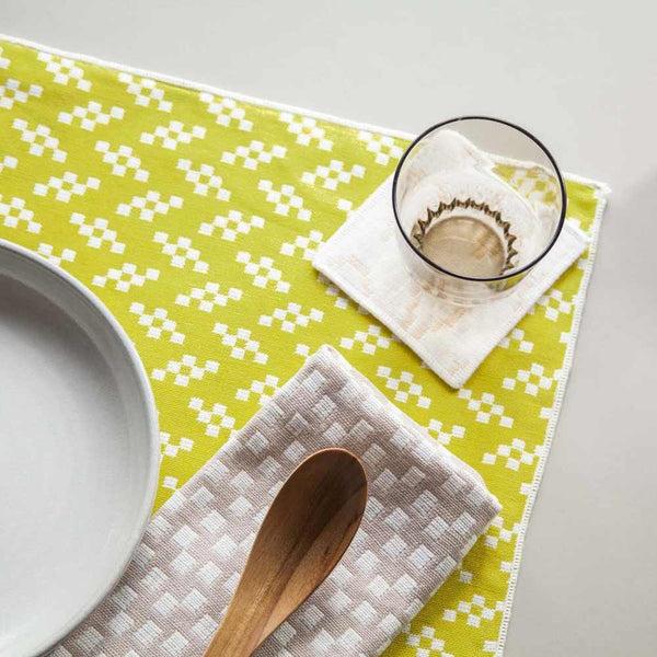 charles and marie BITMAP TEXTILES | 4 GLASUNTERSETZER | Susan Kare | Areaware