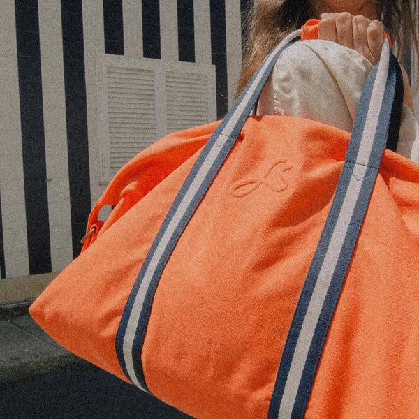 Charles And Marie BODHI NOMAD - Oranger Weekender Medium - Reise-Tasche Aus Recyceltem Segeltuchstoff | Farans