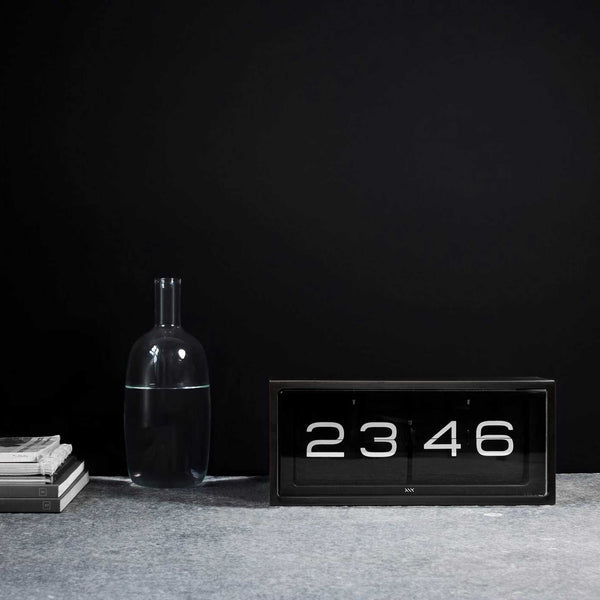 Charles And Marie BRICK | WAND- & TISCHUHR | Erwin Termaat | Leff Amsterdam