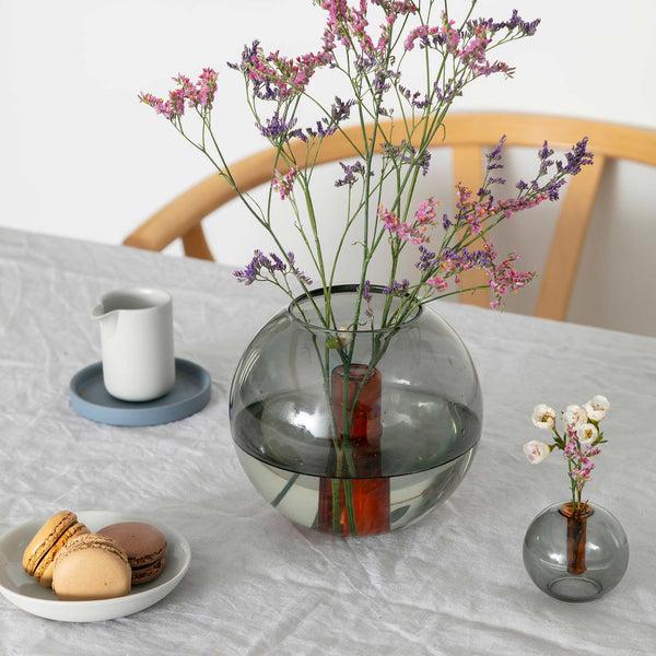 Charles And Marie BUBBLE VASE - Glas-Vase - Grau & Orange | Block Design