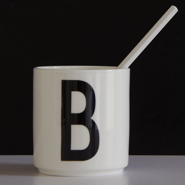 Charles And Marie Buchstaben Becher | Kaffee & Tee-Becher | Typographie V. Arne Jacobsen | Design Letters