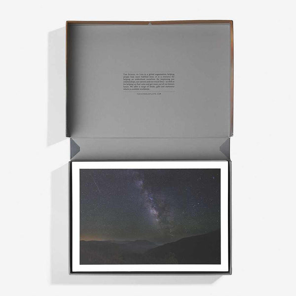 Charles And Marie CALMING PLACES | 20 MEDITATIONS-KARTEN | English Edition | The School Of Life