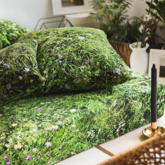 Charles And Marie ALMWIESE - Spannbettlaken | Foonka