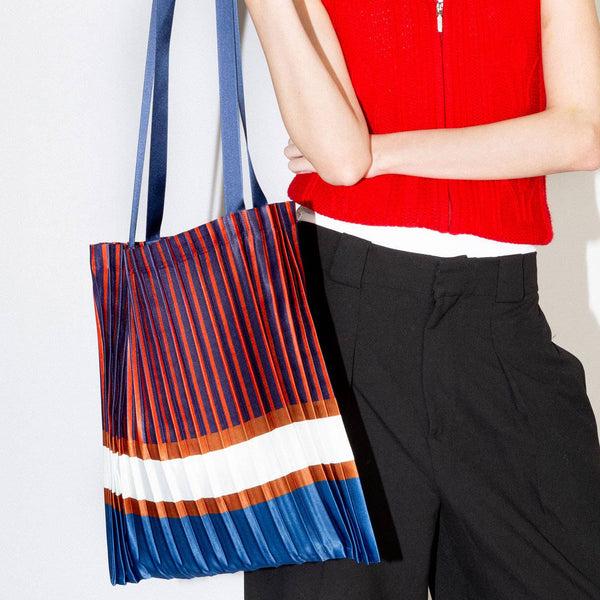 charles and marie CHIAVARI - Tasche - plissiertes Satin - 40x48 cm | Multitudes