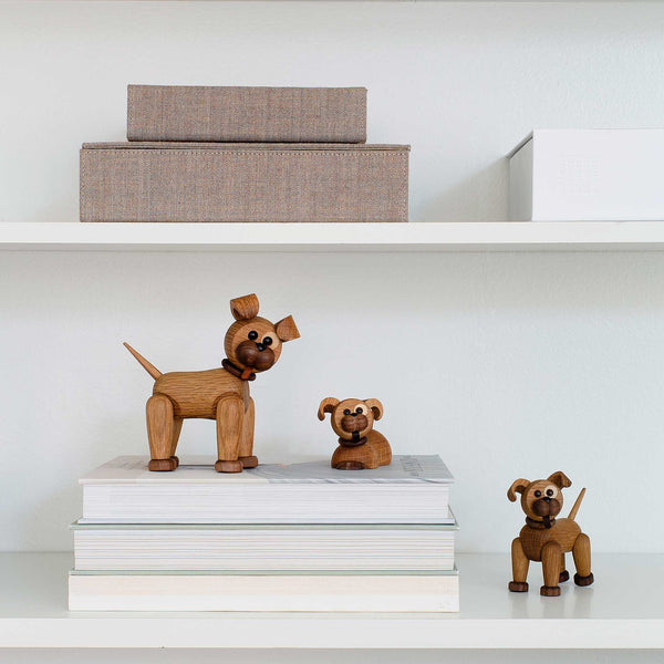 Charles And Marie COCO | Lustige Liegende HUNDE WELPIN | Holz-DEKOFIGUR | Chresten Sommer | Spring Copenhagen