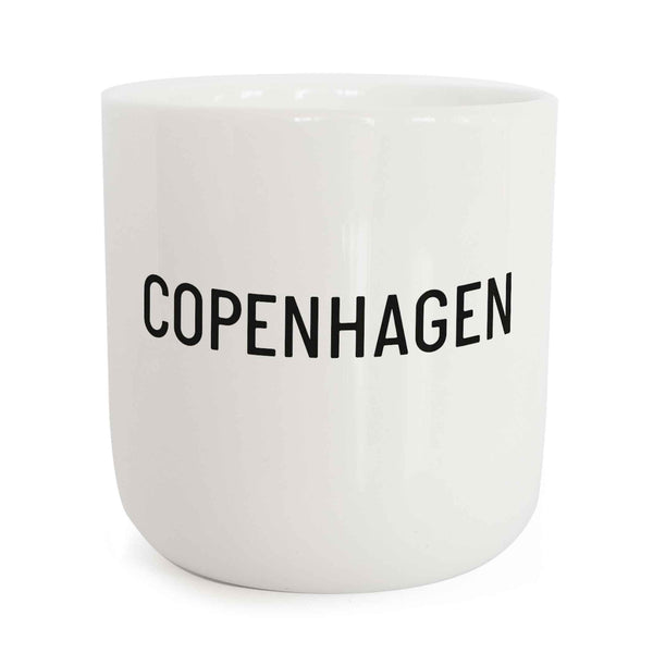 charles and marie COPENHAGEN | weisser Kaffee- & Tee-BECHER mit schwarzer Typo | City Collection | PLTY