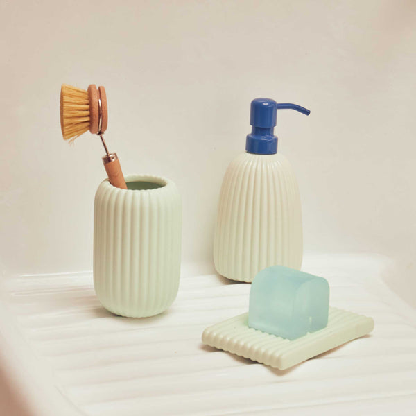 Charles And Marie Corduroy Sink Collection | ABLAGE BECHER & SEIFENSPENDER | Helen Levi | Areaware