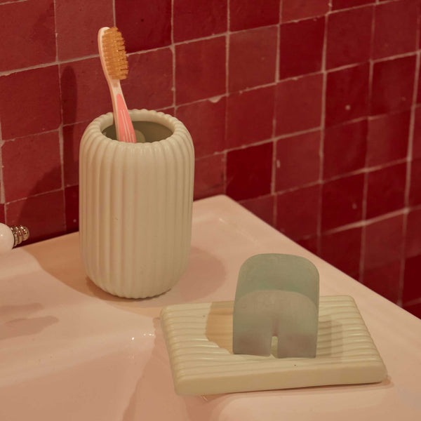 Charles And Marie CORDUROY SINK CUP | SPÜL- & ZAHNPUTZ-BECHER | Helen Levi | Areaware