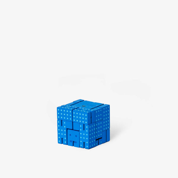 Charles And Marie CUBEBOT® DOT Micro - Blau Gepunkteter 3D Puzzle Roboter | David Weeks | Areaware