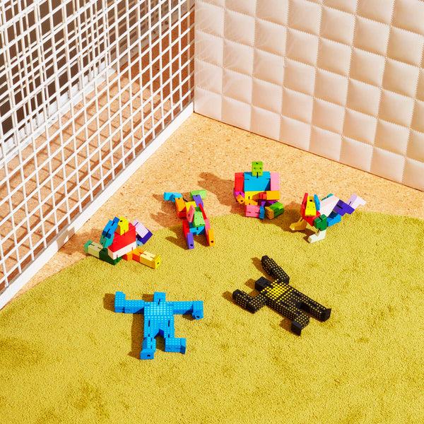 Charles And Marie CUBEBOT® DOT Micro - Blau Gepunkteter 3D Puzzle Roboter | David Weeks | Areaware