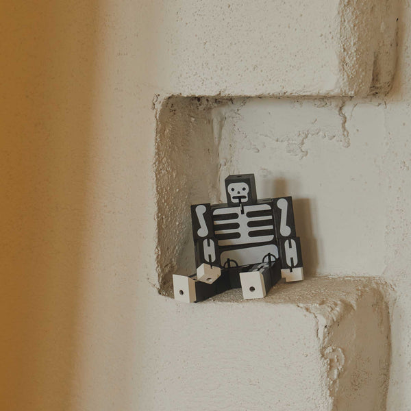 Charles And Marie CUBEBOT® Small SKELETT | 3D PUZZLE ROBOTER | David Weeks | Areaware