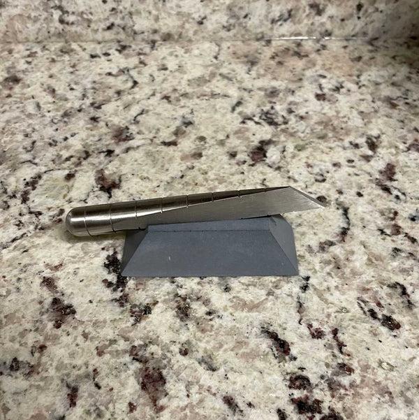 Charles And Marie DESK KNIFE PLINTH | BRIEFÖFFNER ABLAGE | Slate-Grau | Craighill