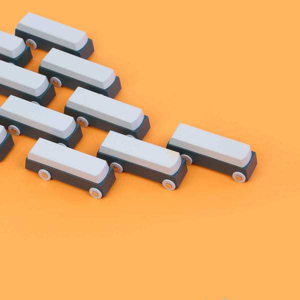 Charles And Marie DUOTONE CAR VAN #4 | Design-SPIELZEUGAUTO Aus Holz | Floris Hovers | Ikonic