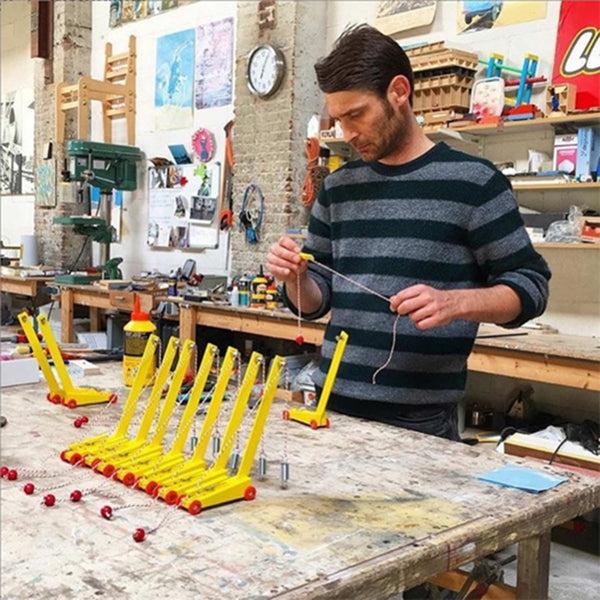 Charles And Marie DUOTONE CAR YELLOW CRANE | Gelber SPIELZEUG-KRAN Aus Holz | 200 Stck. Limited Edition | Floris Hovers | Ikonic