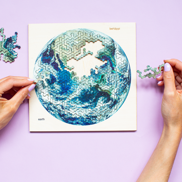 Charles And Marie ERDE | Außergewöhnliches IQ-HOLZPUZZLE | PLANETEN-Serie | Level Schwer | Behäppi