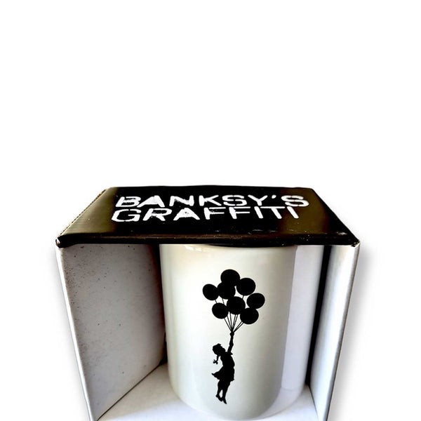 Charles And Marie FLYING BALLOON GIRL | Banksy KAFFEE- & TEE-BECHER | Urban.ity