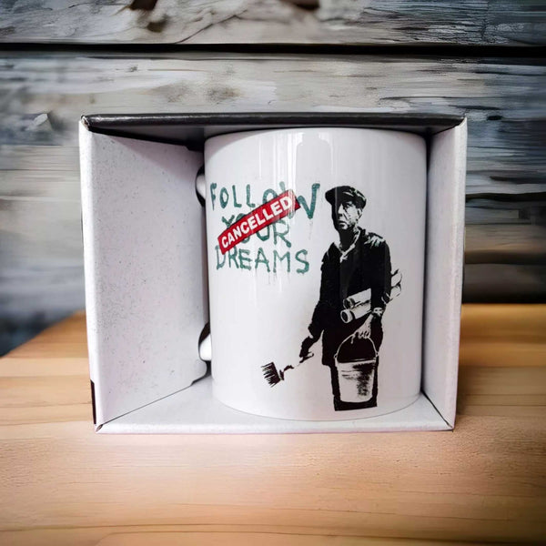 Charles And Marie FOLLOW YOUR DREAMS | Banksy KAFFEE- & TEE-BECHER | Urban.ity
