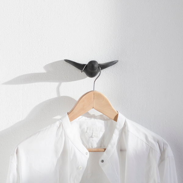 charles and marie GROSSER VOGELSCHWARM - Garderobenhaken – 3er Set Vögel - groß | Formpoet