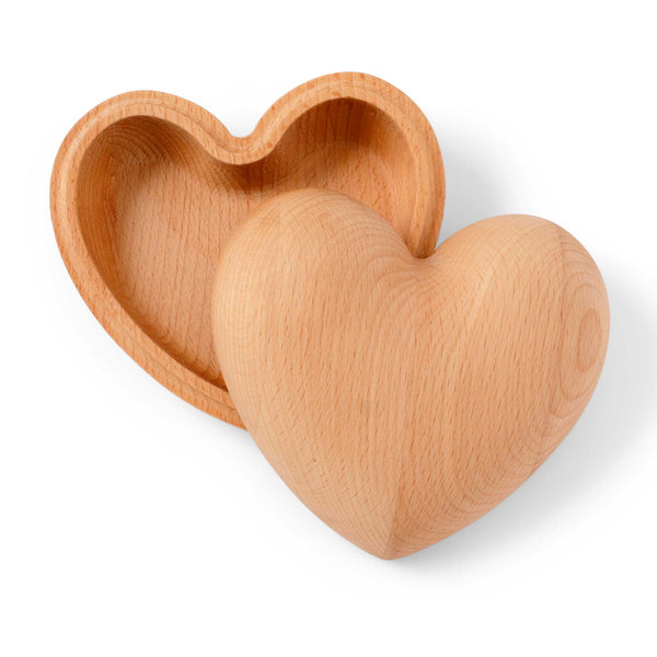 Charles And Marie HEART BOWL | Herz DOSE Aus Holz | Mencke&vagnby | Spring Copenhagen