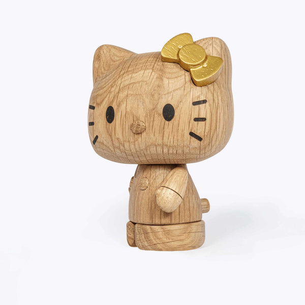 Charles And Marie HELLO KITTY Small Mit Goldener Schleife - 50th Anniversary Edition - Holzfigur Eiche 14 Cm Hoch | Boyhood