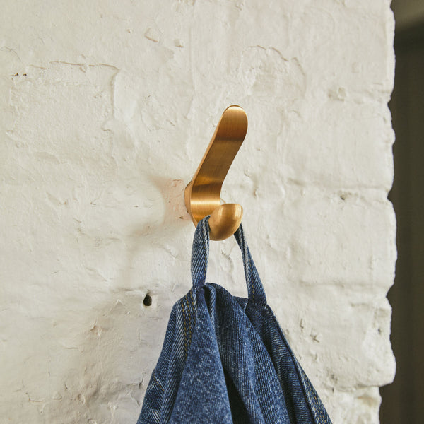 Charles And Marie HITCH WALL HOOK | Messing WANDHAKEN | Double | Craighill