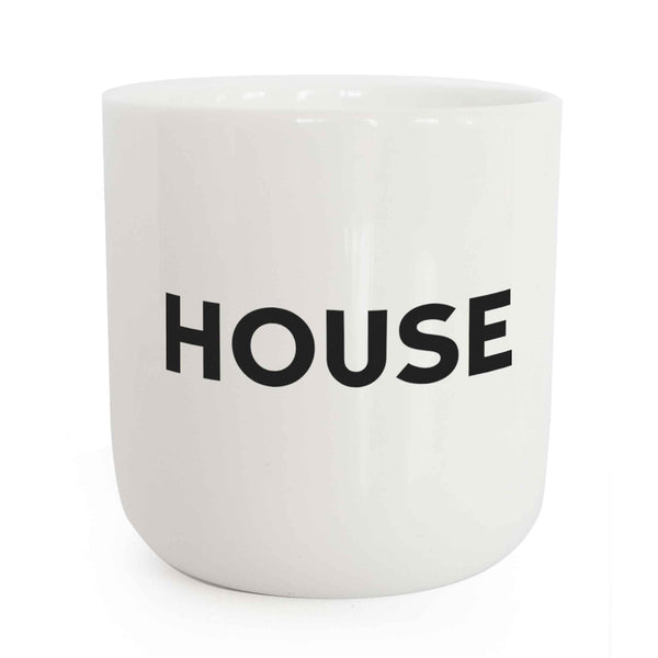 charles and marie HOUSE | weisser Kaffee- & Tee-BECHER mit schwarzer Typo | Beat Serie | PLTY