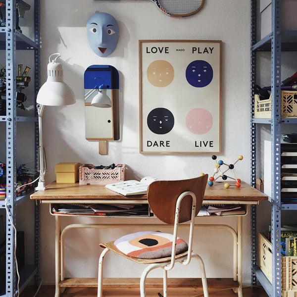 Charles And Marie ICE CREAM MIRROR - Blauer Wandspiegel - Nicole & Tor Vitner Servé | EO Elements Optimal