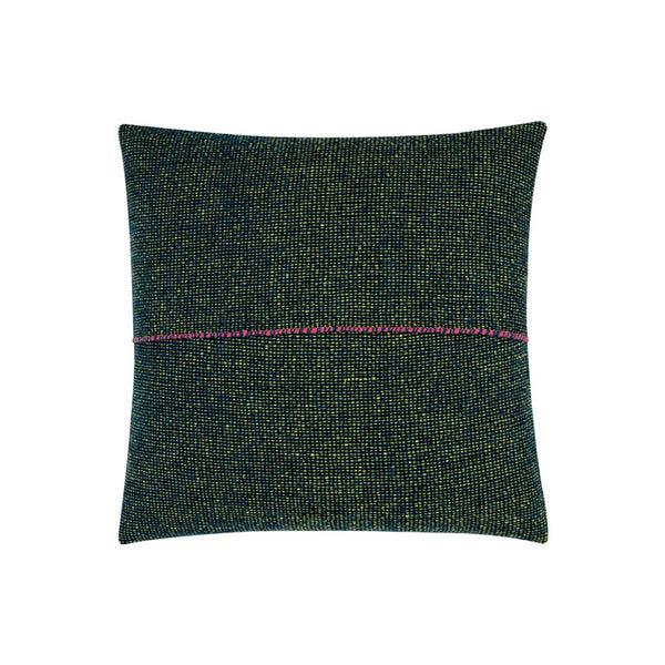 charles and marie INTEGRATE CUSHION - dunkelgrüner Kissenbezug - 50x50 cm - 100% Merino Wolle | Cristian Zuzunaga