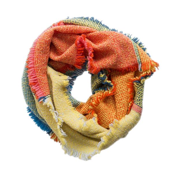 charles and marie INTEGRATE SNOOD Gelb | LOOP SCARF SCHLAUCHSCHAL | 100% Merino | Cristian Zuzunaga