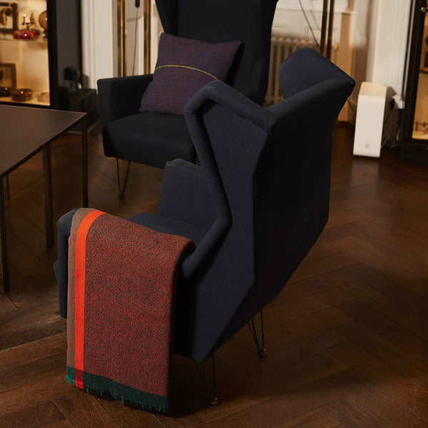 Charles And Marie INTEGRATE THROW THINKING | Red Bedspread | 180x140cm | 100% Merino Wool | Cristian Zuzunaga