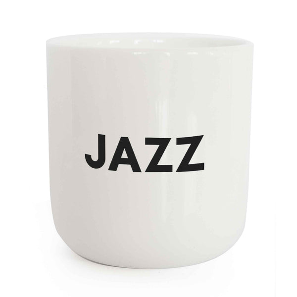 charles and marie JAZZ | weisser Kaffee- & Tee-BECHER mit schwarzer Typo | Beat Serie | PLTY