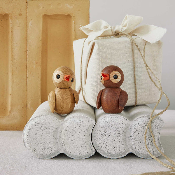 Charles And Marie JOKEY OAK - Kleiner Eiche Holz-Deko-Vogel - Spring Birds - Chresten Sommer | Spring Copenhagen