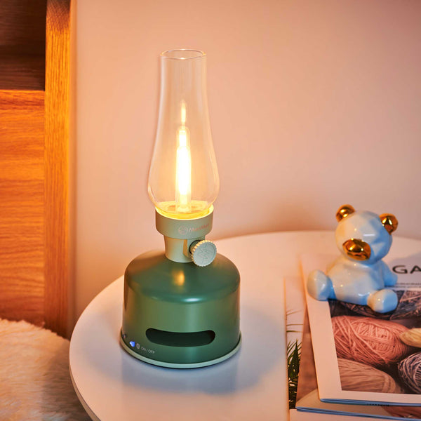 Charles And Marie LED Laternen-TISCHLEUCHTE & Bluetooth-LAUTSPRECHER | Keen Hsu | MoriMori