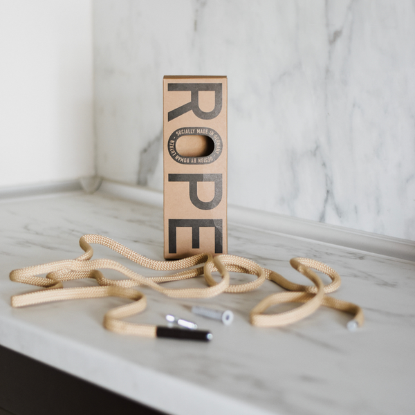 Charles And Marie LOOP ROPE | Hängende SEIL-GARDEROBE | Peppermint Products