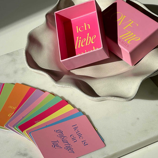 Charles And Marie LOVEme Affirmationskarten - 60 Kraftvolle Aussagen & Positive Ermutigungen - Englisch | Elena Miller