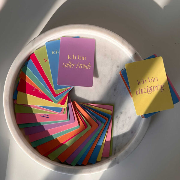 Charles And Marie LOVEme Affirmationskarten - 60 Kraftvolle Aussagen & Positive Ermutigungen - Englisch | Elena Miller