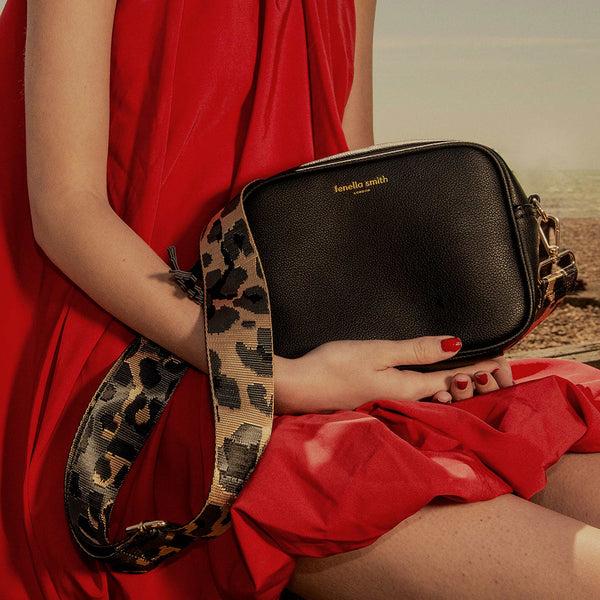 Charles And Marie LULU - Schwarze Crossbody Umhänge-Tasche | Fenella Smith