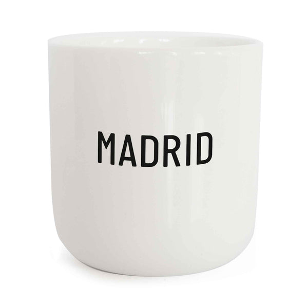 charles and marie MADRID | weisser Kaffee- & Tee-BECHER mit schwarzer Typo | City Collection | PLTY