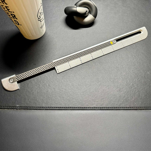 Charles And Marie METROLOG RULER - Aluminium Lineal - 20 Cm Oder 8 Inches | Craighill