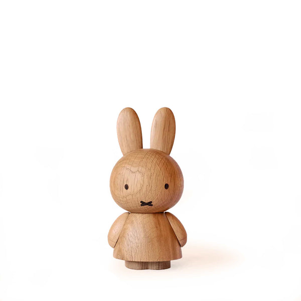 charles and marie MIFFY x MIFFY Small - kleine Holzfigur - Eiche 16 cm hoch - Jakob Burgsø | boyhood
