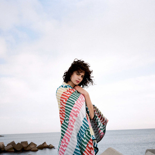 Charles And Marie MINI WHITE WAVES - Strandhandtuch - Bitmap Collection - 180x100 Cm | Cristian Zuzunaga