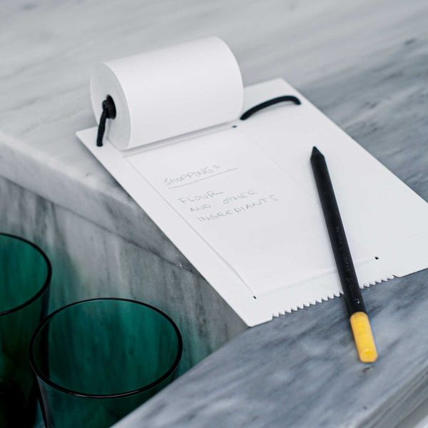 Charles And Marie NOTE ROLLER | NOTIZROLLENHALTER & SCHREIBBOARD M. Notizrolle | Roman Luyken | Peppermint Products