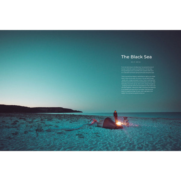 Charles And Marie ONE YEAR ON A BIKE - Buch - Englisch | Martijn Doolaard | Gestalten Verlag